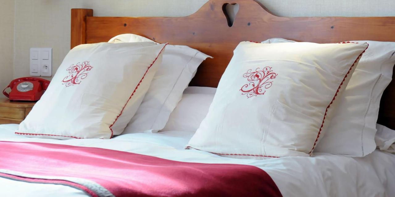 Hotel Du Lion D'Or Cauterets Buitenkant foto
