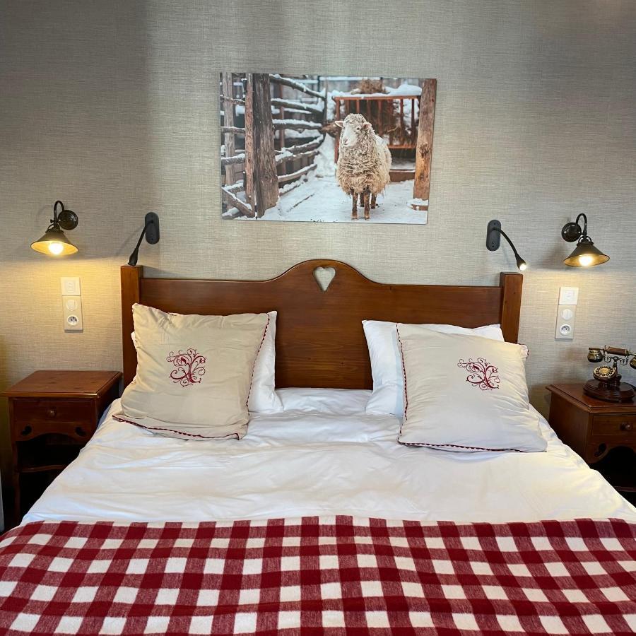 Hotel Du Lion D'Or Cauterets Buitenkant foto